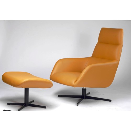 Кресло с пуфом Berkeley светло-коричневое Concepto 2019